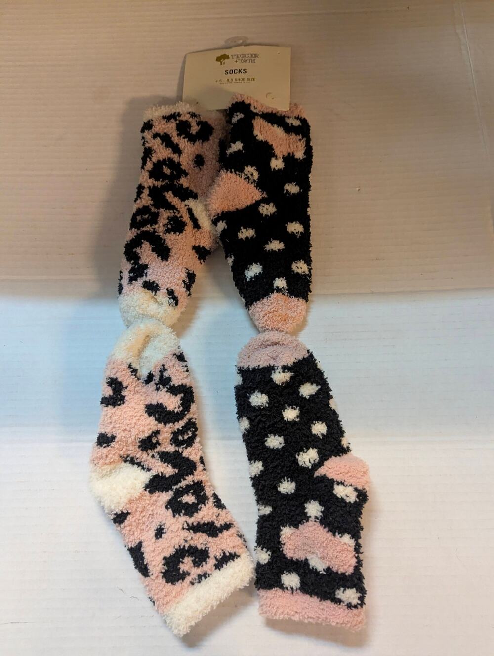 Tucker + Tate Girls Pink Black Leopard Fuzzy Cozy Socks 2-Pack Size S/M NWT